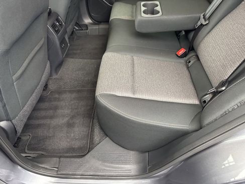 Used 2022 Nissan Rogue SV AWD/4WD image 31