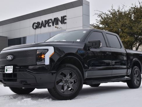 Used 2024 Ford F150 Lightning Flash w/ Max Trailer Tow Package image 2