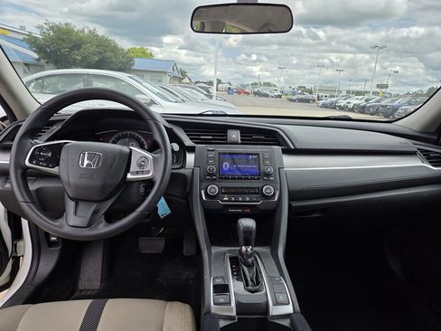 Used 2018 Honda Civic LX image 10