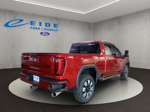 Used 2024 GMC Sierra 2500 Denali w/ Technology Package AWD/4WD image 4