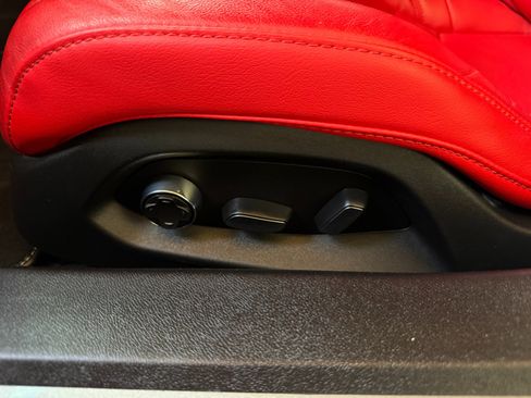 Used 2023 Chevrolet Corvette Stingray Premium Cpe w/ Z51 Performance Package image 15