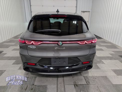 Used 2024 Alfa Romeo Tonale Ti image 3