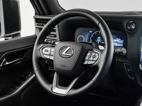 Used 2025 Lexus GX 550 w/ Accessory Package (2T) image 50