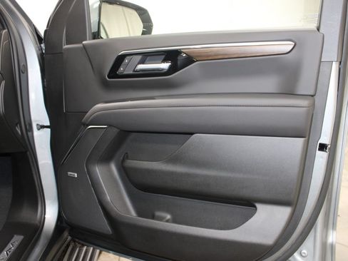 New 2026 Chevrolet Tahoe High Country AWD/4WD image 28