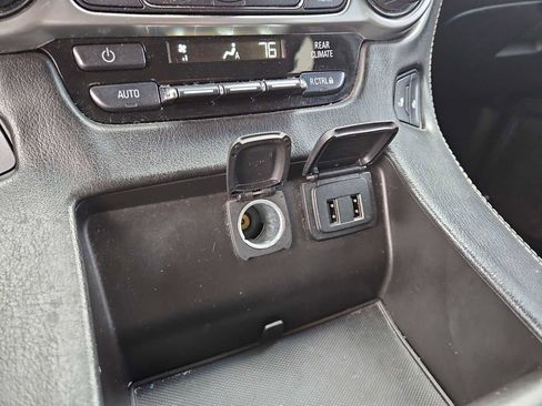 Used 2016 Chevrolet Tahoe LT image 32