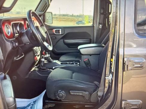 Used 2021 Jeep Gladiator Rubicon w/ Trailer Tow Package image 8