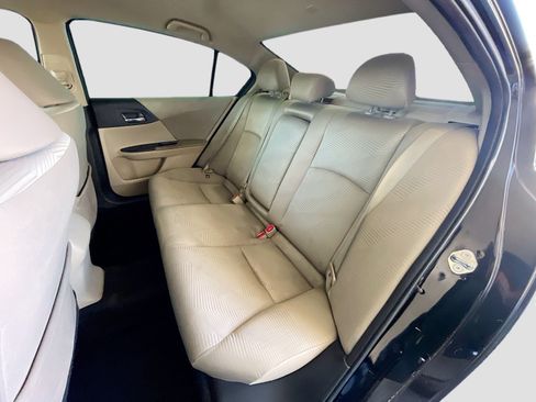 Used 2017 Honda Accord LX image 14