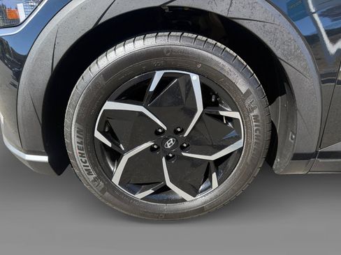 Used 2024 Hyundai Ioniq 5 SE image 9