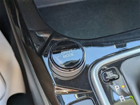 Used 2023 Kia Seltos S w/ Navigation Package image 23