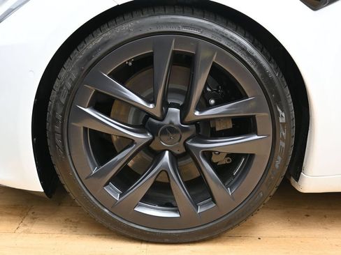 Used 2022 Tesla Model S AWD/4WD image 42