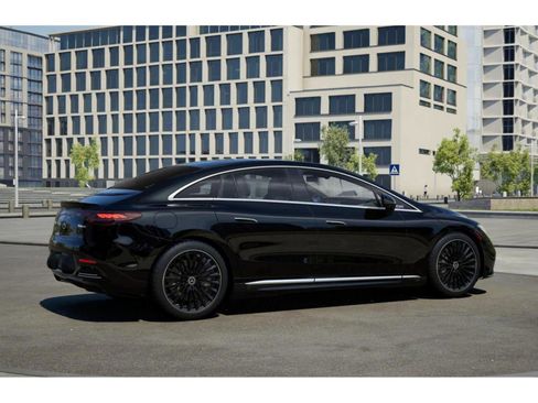 New 2026 Mercedes-Benz EQE 320 4MATIC Sedan image 18