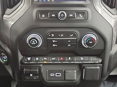 Used 2024 Chevrolet Silverado 2500 Custom w/ Custom Value Package image 22