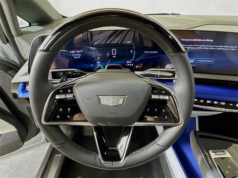 New 2025 Cadillac Optiq Luxury 1 image 6