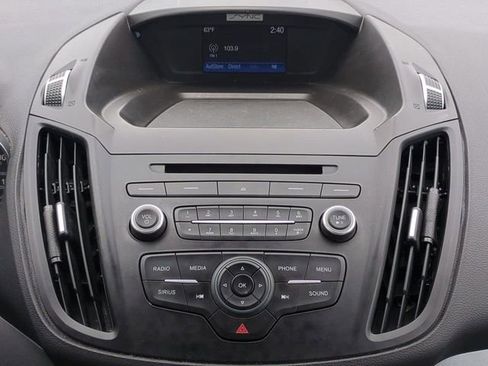 Used 2017 Ford Escape SE FWD image 18