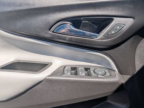 Used 2019 Chevrolet Equinox LT FWD image 13
