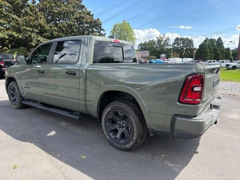 Used 2025 RAM 1500 Big Horn RWD image 6