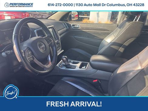 Used 2018 Jeep Grand Cherokee Altitude image 12
