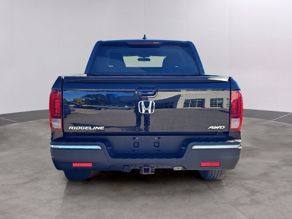 Certified 2017 Honda Ridgeline RTL image 5