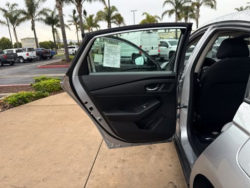 Used 2024 Honda Accord EX image 16