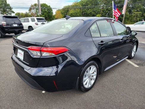 Used 2023 Toyota Corolla LE image 7