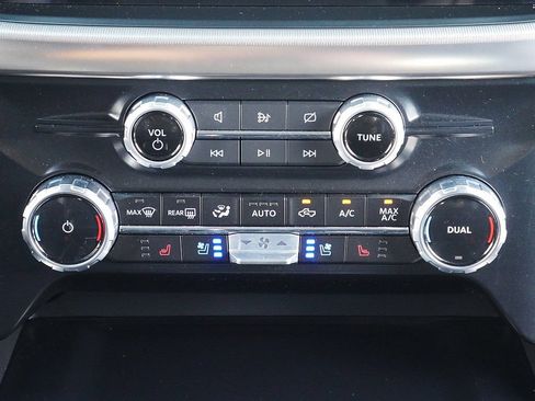 Used 2023 Ford F150 Raptor AWD/4WD image 24