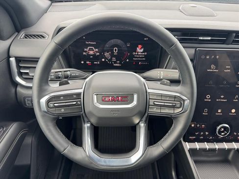 Used 2025 GMC Terrain Elevation image 8