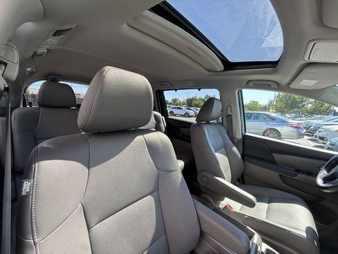 Used 2016 Honda Odyssey EX-L image 23