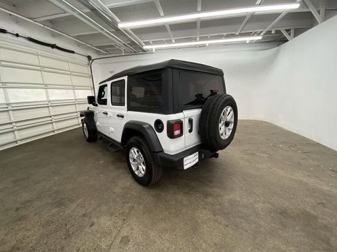 Used 2023 Jeep Wrangler Sport S AWD/4WD image 4