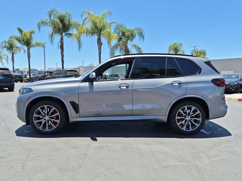 Used 2026 BMW X5 xDrive40i w/ M Sport Package AWD/4WD image 7