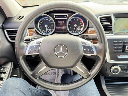 Used 2015 Mercedes-Benz ML 350 4MATIC w/ Premium 1 Package image 64