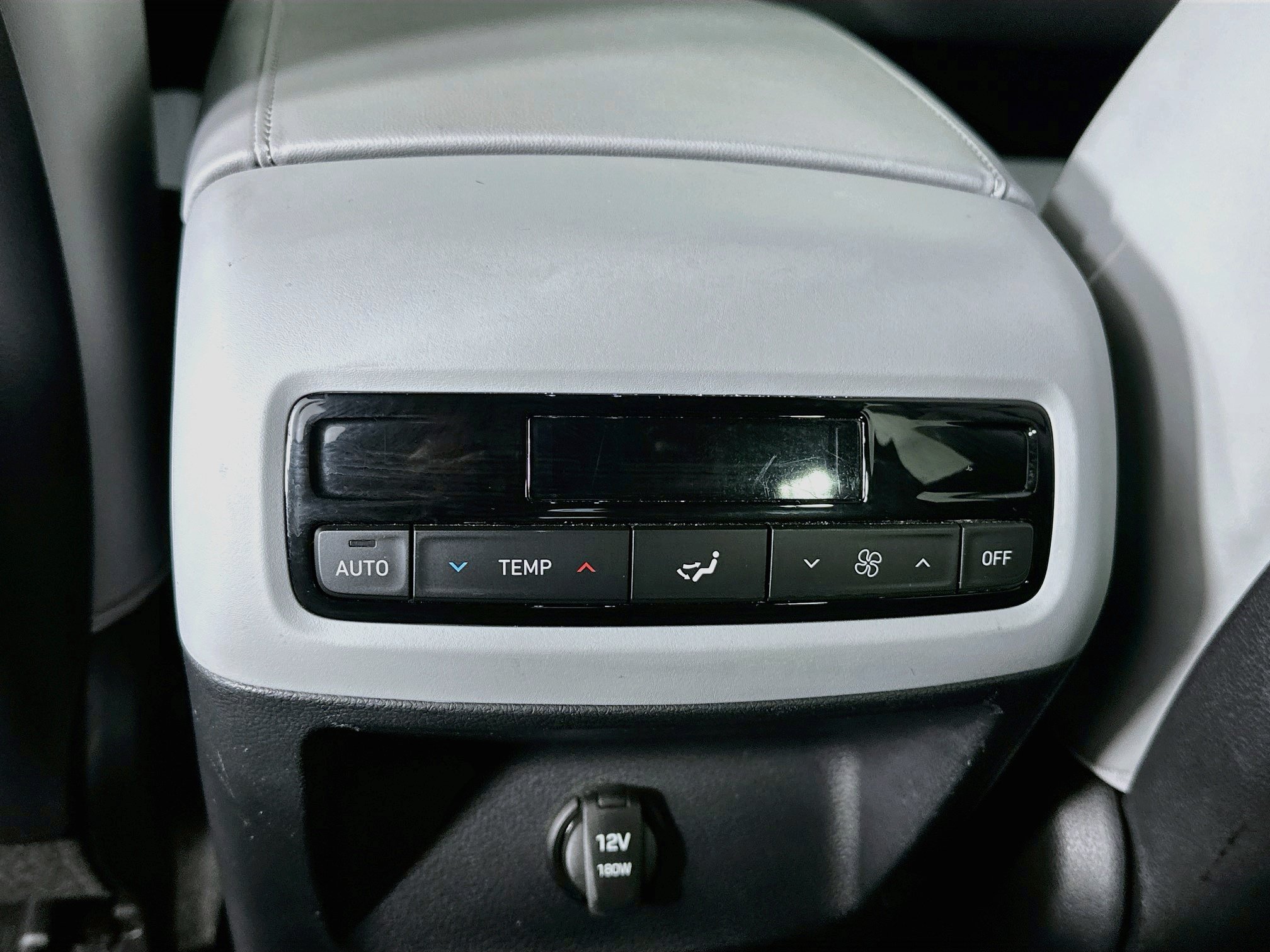 Used 2025 Hyundai Palisade SEL FWD image 28