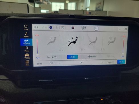 New 2026 Jeep Gladiator Sport AWD/4WD image 17