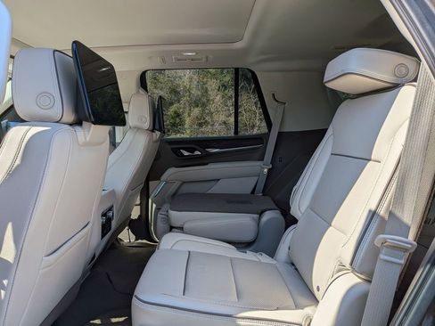 Used 2021 GMC Yukon Denali image 24