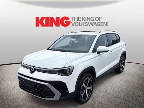 New 2025 Volkswagen Taos SEL image 8