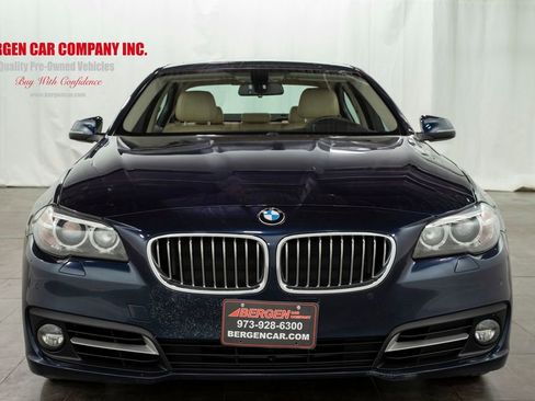 Used 2016 BMW 528i xDrive 528i xDrive image 2
