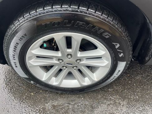 Used 2014 Ford Explorer XLT w/ Equipment Group 201A image 26