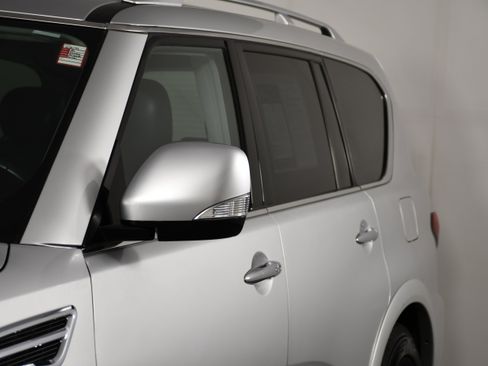 Used 2024 Nissan Armada SV AWD/4WD image 13