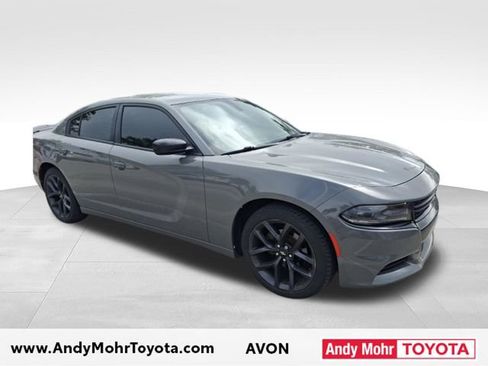 Used 2019 Dodge Charger SXT w/ Plus Group RWD image 1
