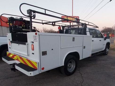 Used 2022 Chevrolet Silverado 3500 W/T w/ WT Fleet Convenience Package image 6