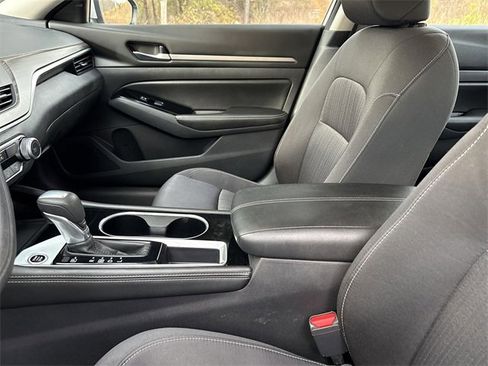 Used 2023 Nissan Altima 2.5 SV image 24