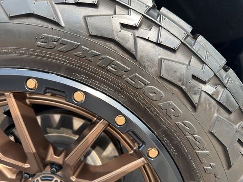Certified 2023 Ford F150 Raptor w/ Raptor 37 Performance Package AWD/4WD image 8