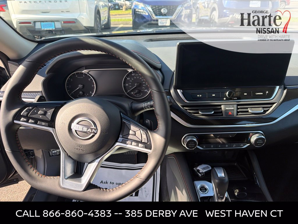 Certified 2025 Nissan Altima 2.5 SR AWD/4WD image 13