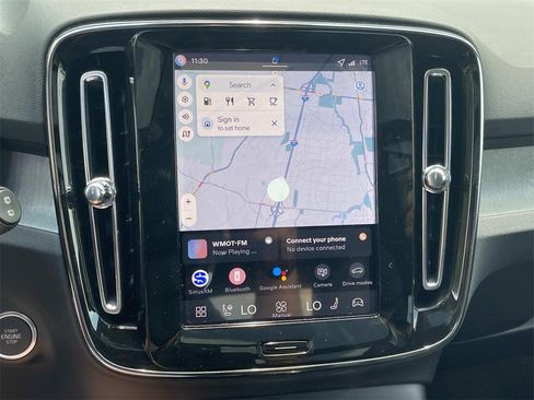 New 2026 Volvo XC40 B5 Plus w/ Protection Package Premier image 23