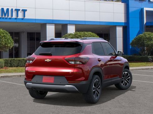 New 2026 Chevrolet TrailBlazer LT w/ Convenience Package FWD image 4