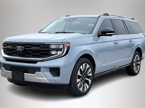 New 2026 Ford Expedition Max Platinum w/ Driver's Package image 2
