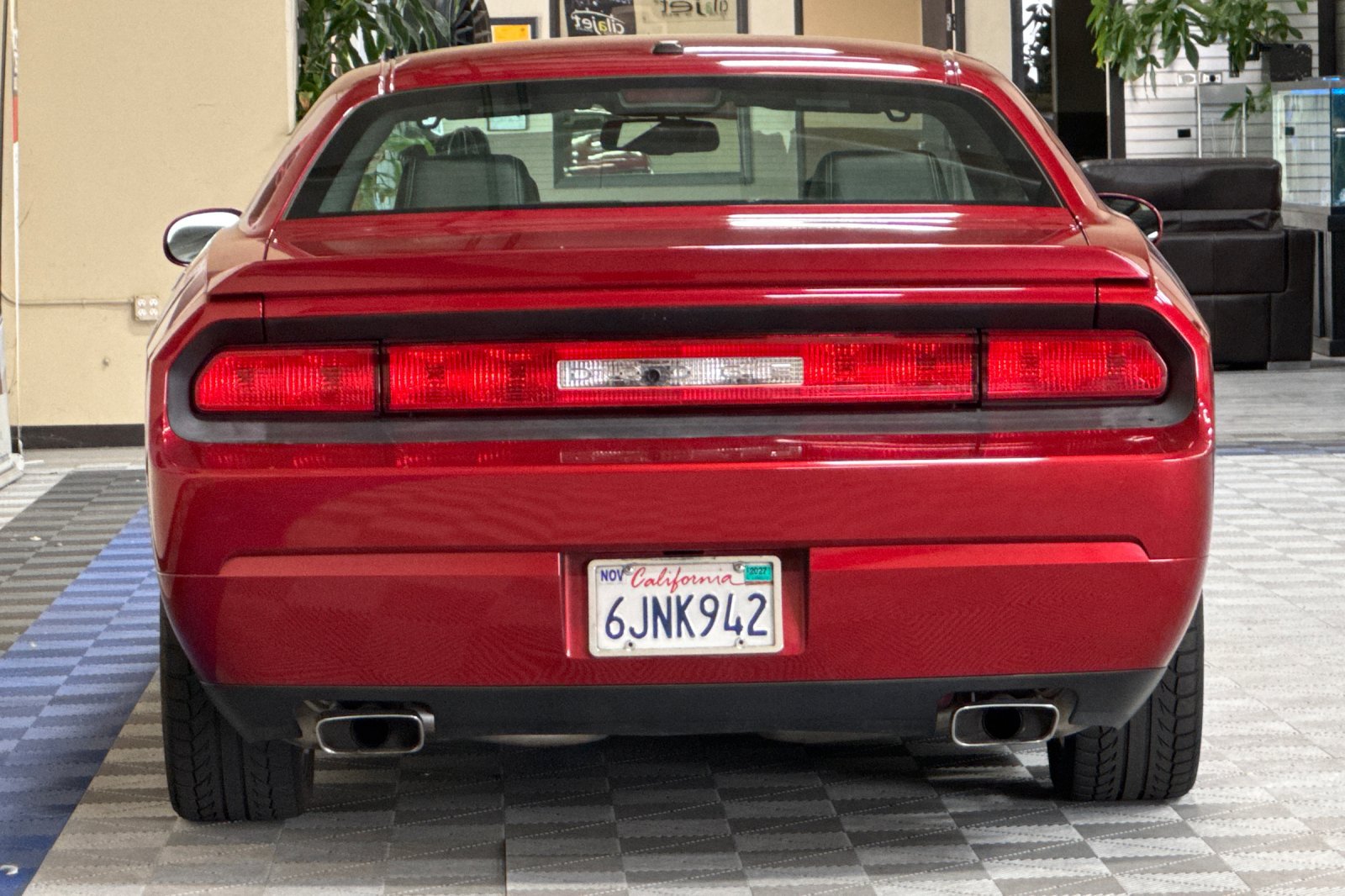 Used 2009 Dodge Challenger R/T RWD image 5