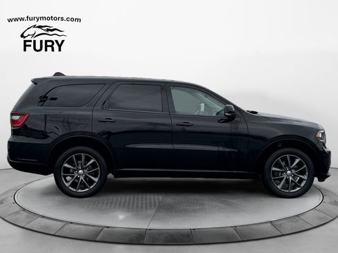 Used 2017 Dodge Durango GT AWD/4WD image 2