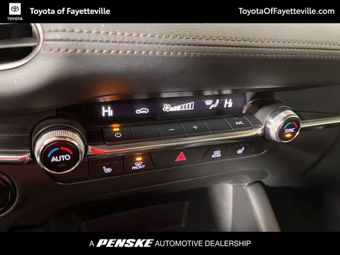 Used 2023 MAZDA MAZDA3 s image 31