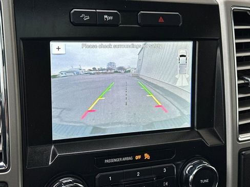 Used 2016 Ford F150 Lariat w/ FX4 Off-Road Package image 20