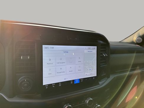 Used 2025 Ford F150 Raptor image 34